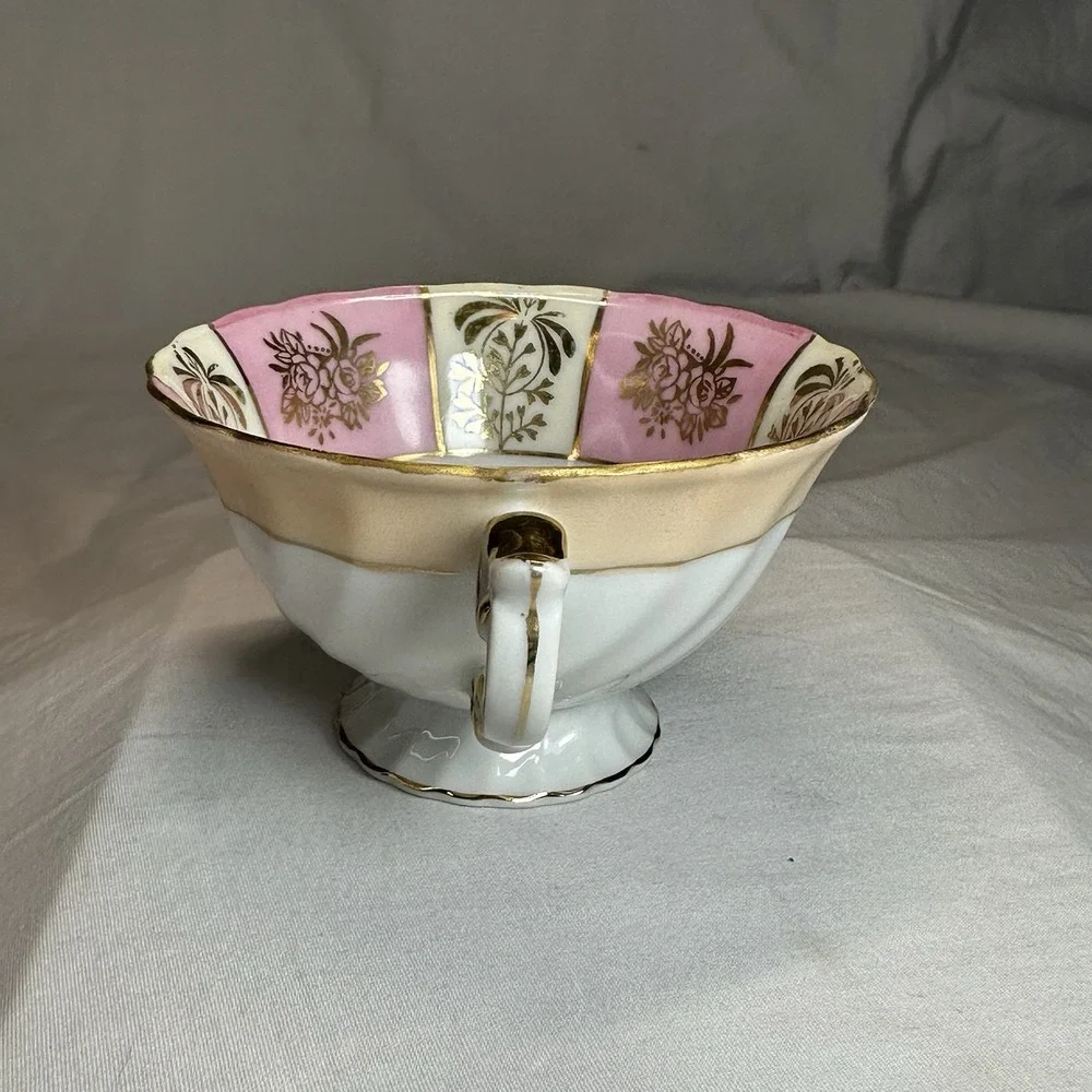 Wide Purple Violets Teacup Saucer Pink Cottagecore Mori Machi Japan Fluted Swirl